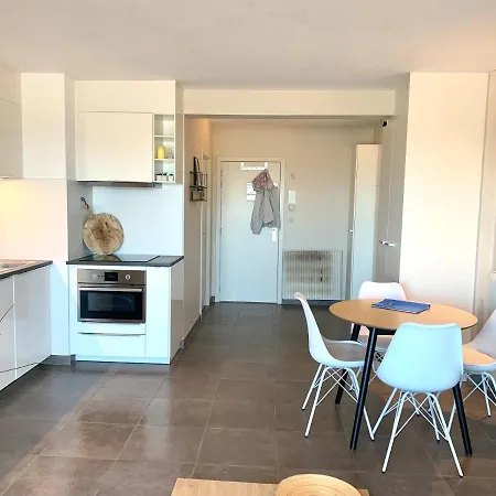 Apartment Zeedijk Emperador *